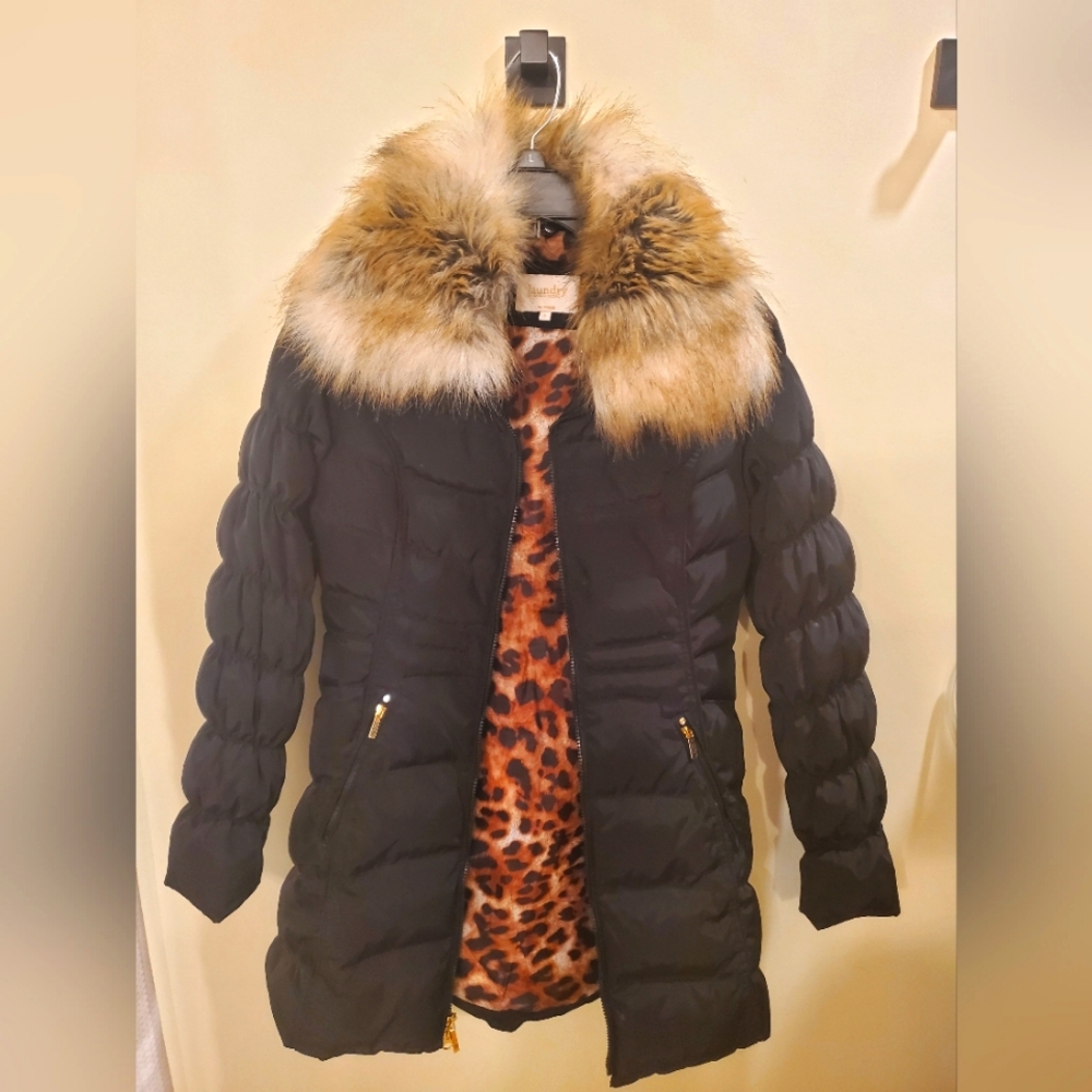Black winter coat by Laundry with removable "fur" size S